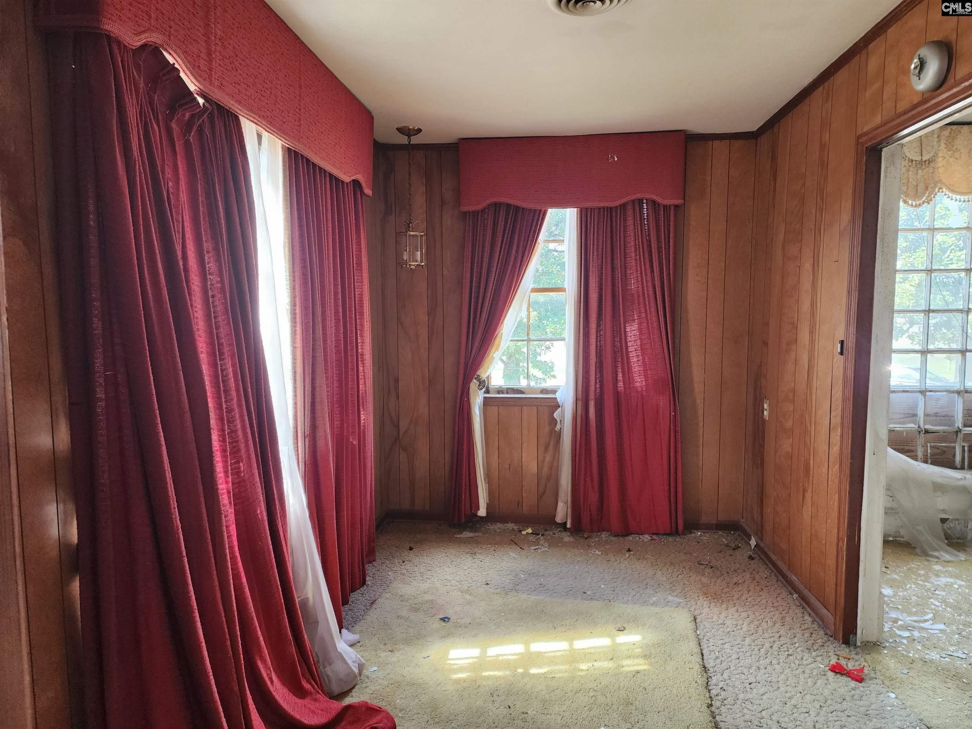 320 Williamsburg Street Ne Photo 7