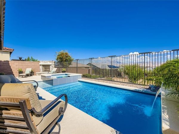 10056 Carmine Clay Drive, Las Vegas, NV 89143