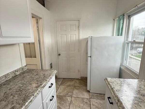 87-89 Astoria , Unit 3, Bridgeport, CT 06604