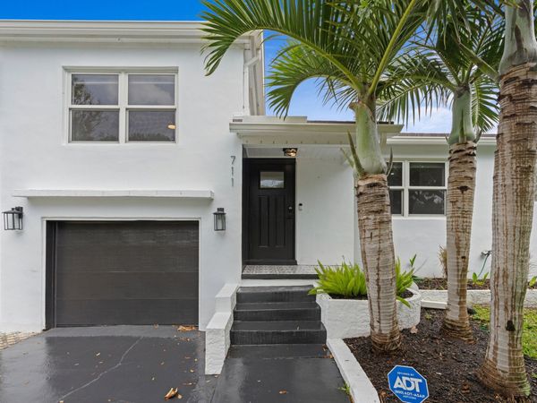 711 NE 8th Avenue, Boynton Beach, FL 33435