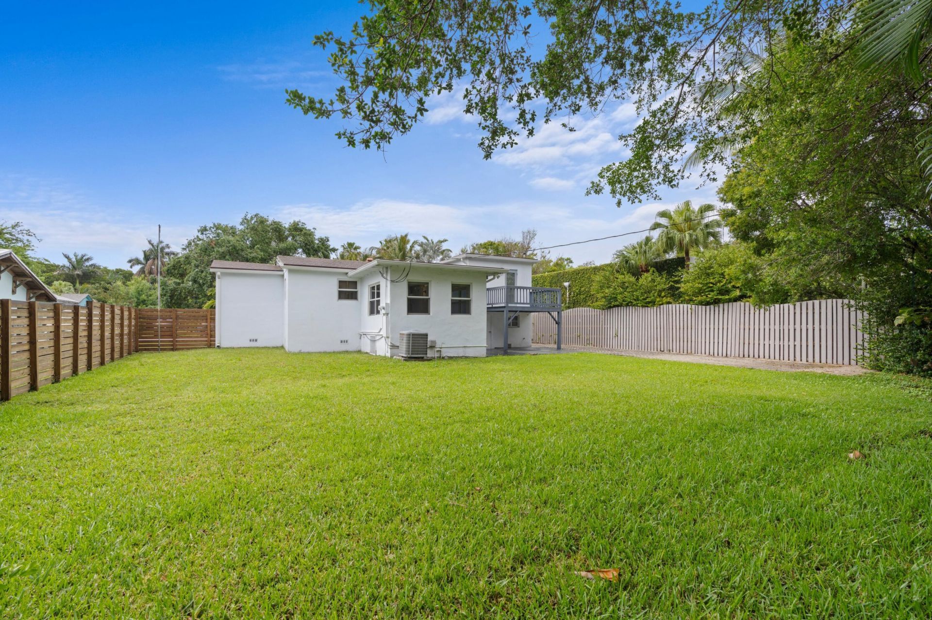 711 NE 8th Avenue, Boynton Beach, FL 33435 Photo