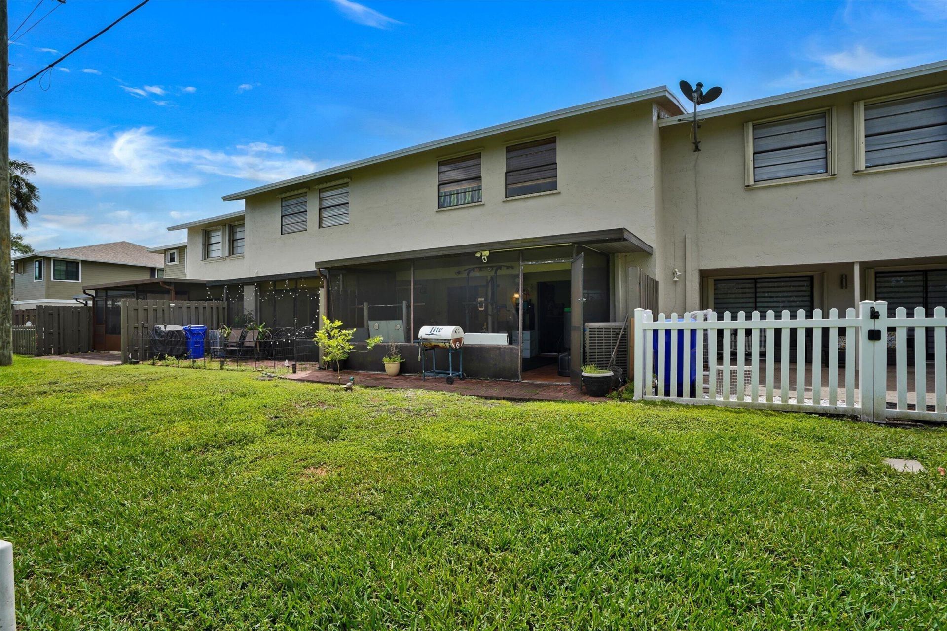 10723 NW 11th Street, Unit 10723, Pembroke Pines, FL 33026 Photo