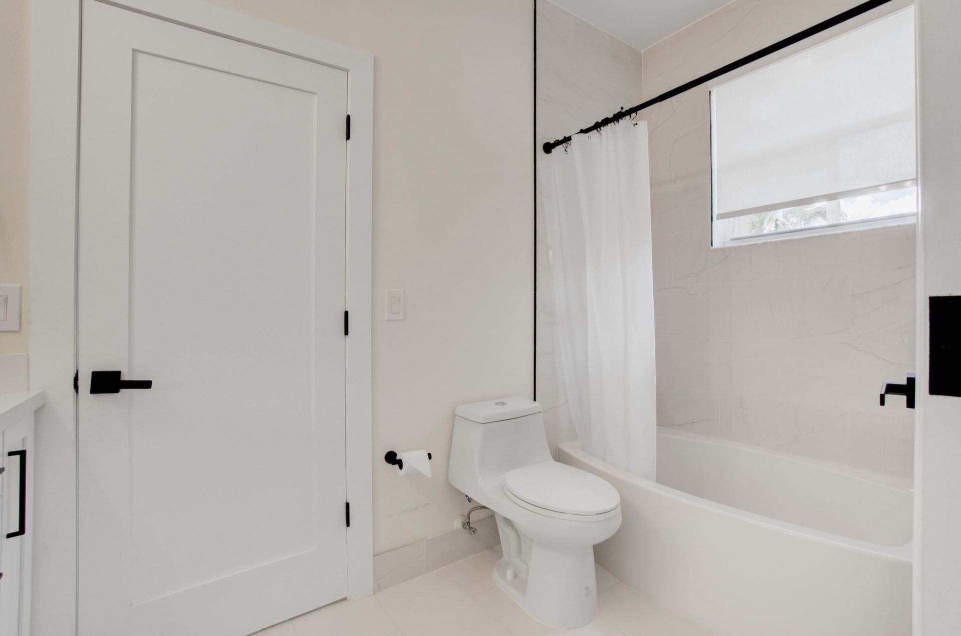 2563 Jardin Lane, Weston, FL 33327 Photo