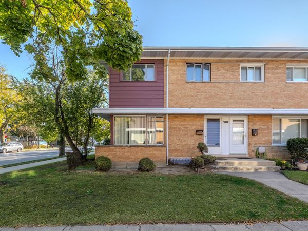 2531 W Howard Street , Unit A, Chicago, IL 60645