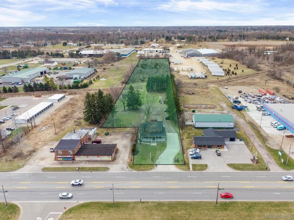 2250 E Main, Corunna, Mi 48867