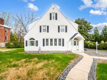 282 S Main Street, Amherst, VA 24521