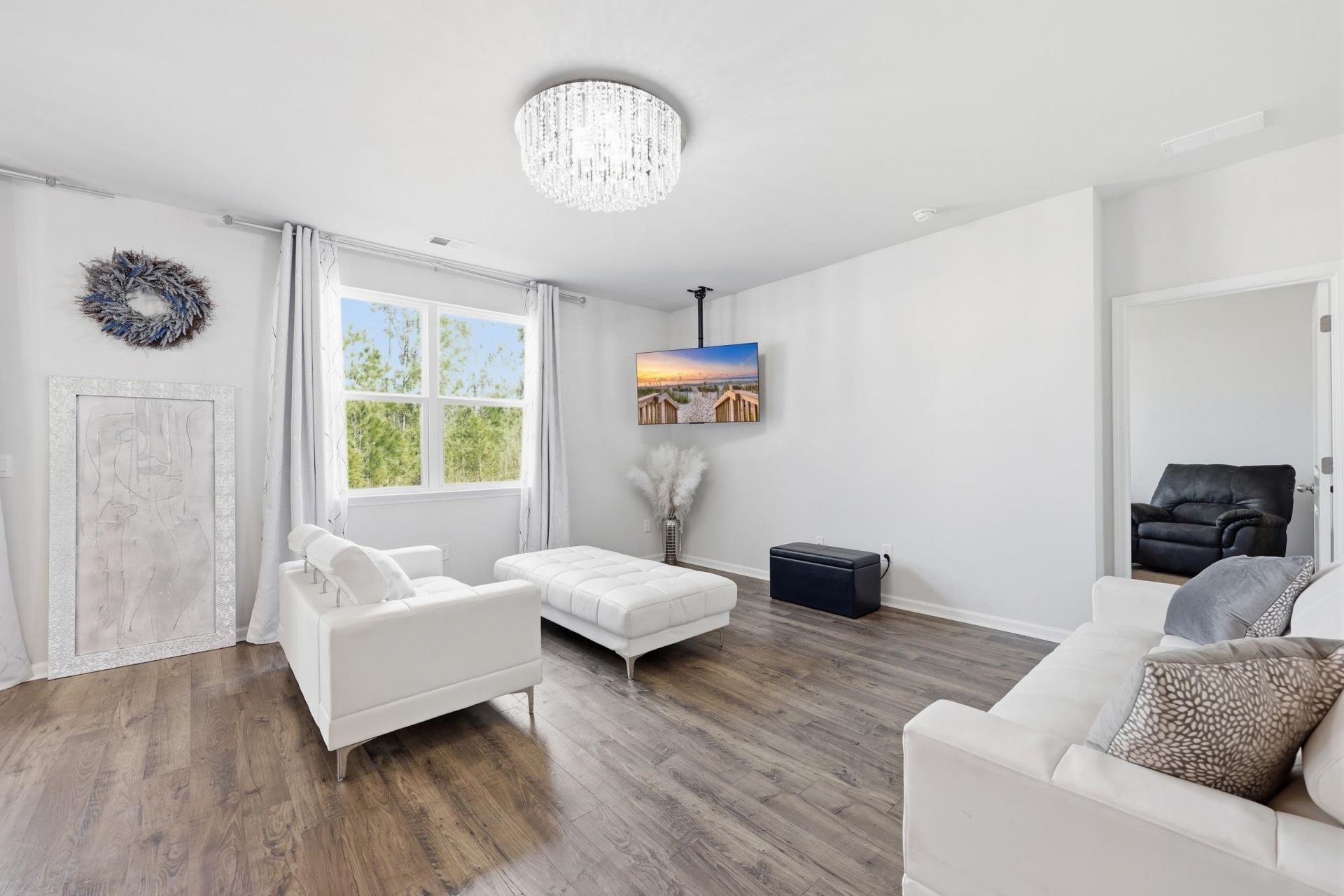 512 Latigo Way Photo 10