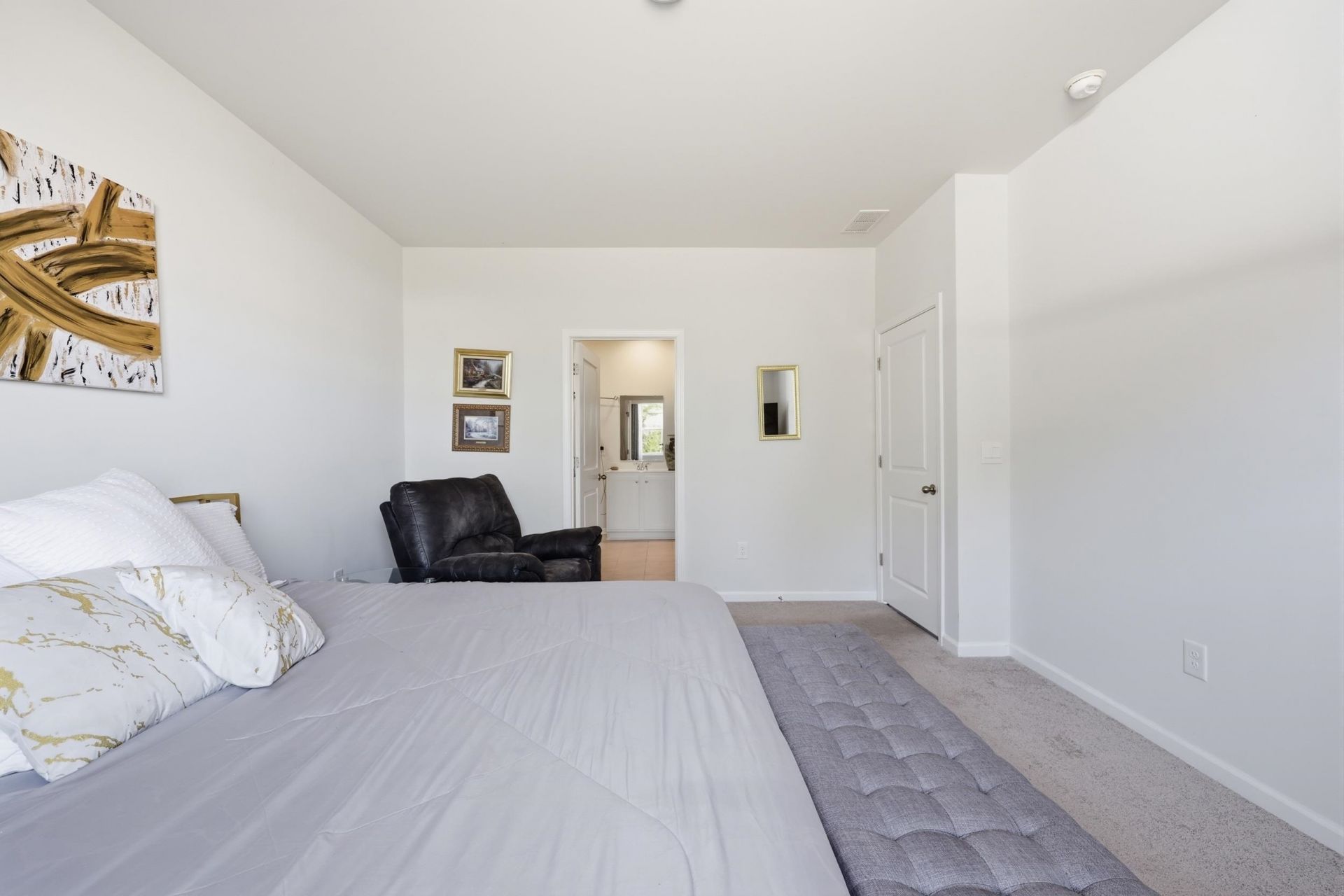 512 Latigo Way Photo 13