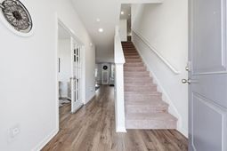 512 Latigo Way photo 4