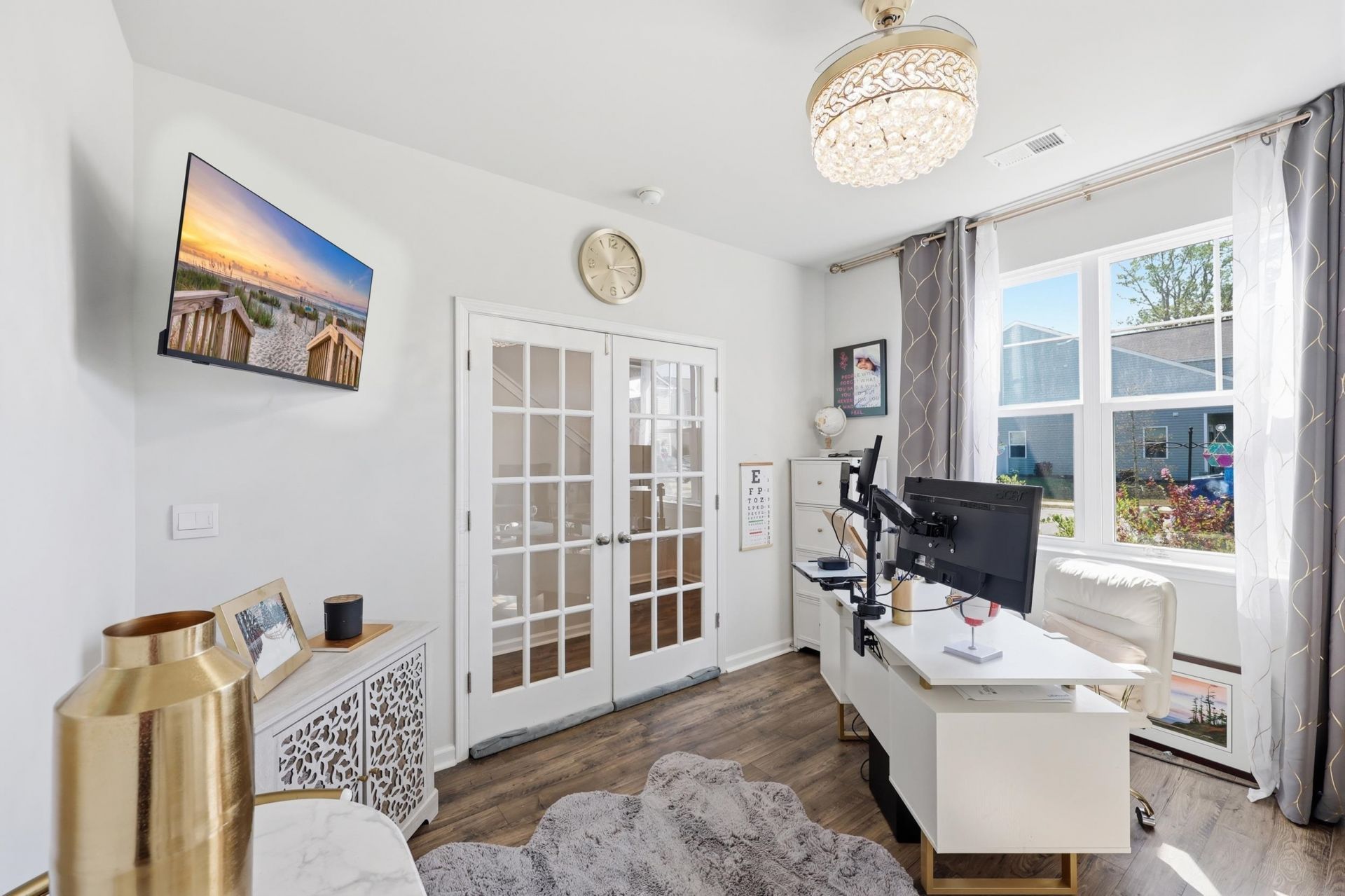 512 Latigo Way Photo 4