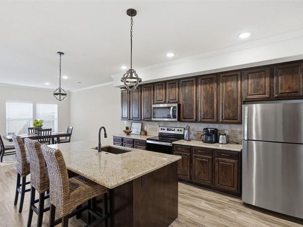 1100 Noble Flair Place, Granbury, TX 76049