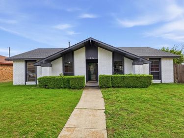 3304 Bellingham Court, Dallas, TX 75228