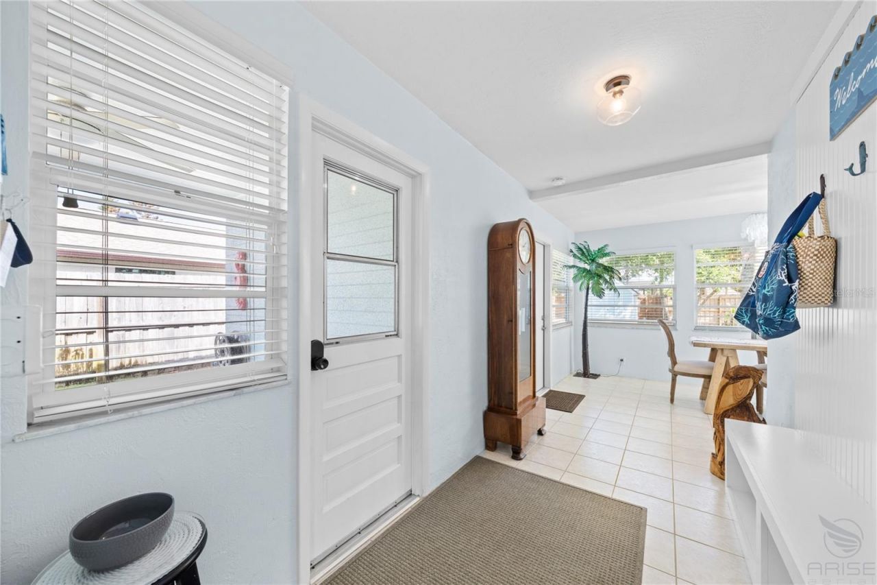 702 Ocean Avenue , New Smyrna Beach, FL 32169 Photo