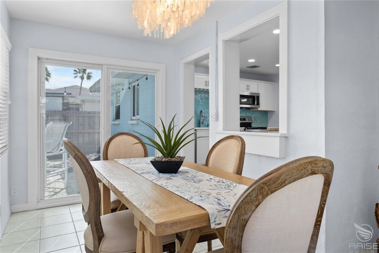 702 Ocean Avenue , New Smyrna Beach, FL 32169 Photo