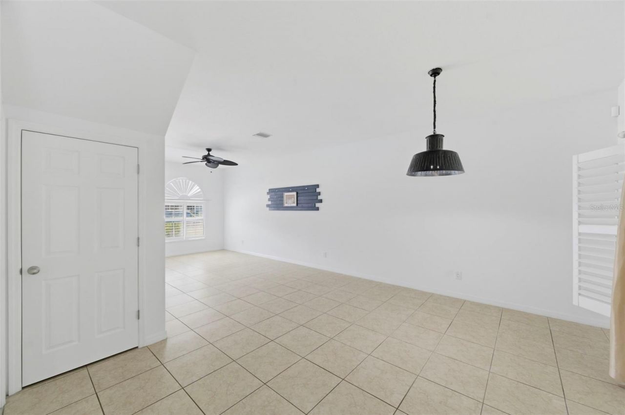 4118 Woodacre Lane , Tampa, FL 33624 Photo
