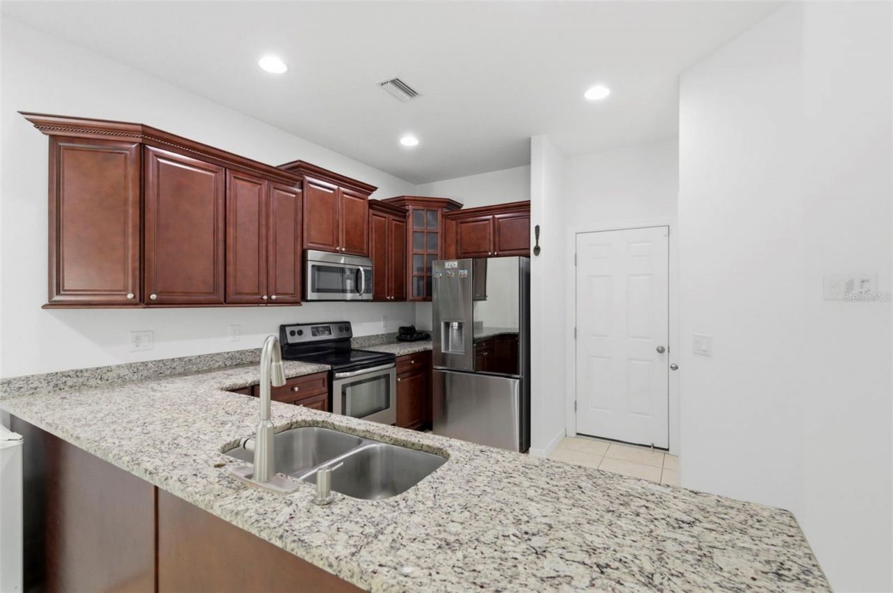 4118 Woodacre Lane , Tampa, FL 33624 Photo