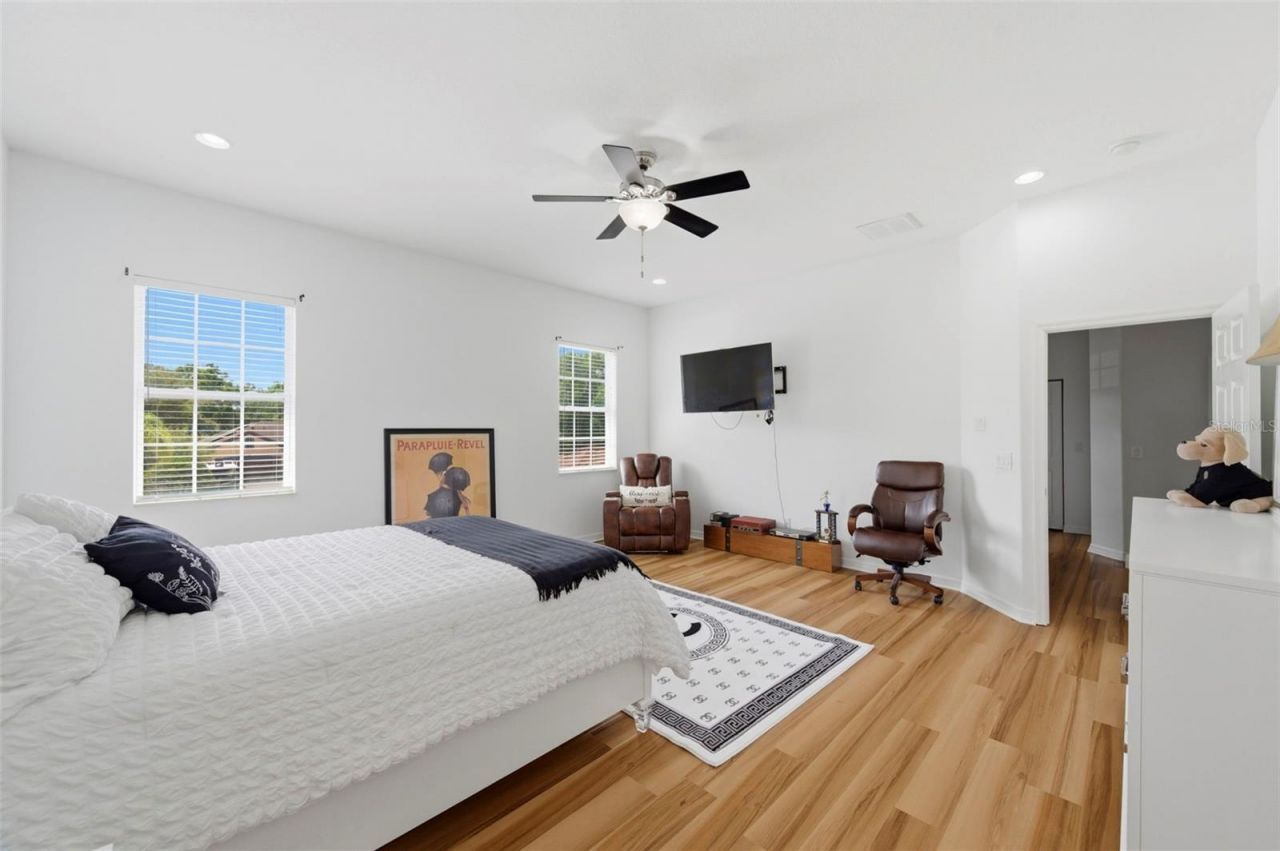 4118 Woodacre Lane , Tampa, FL 33624 Photo