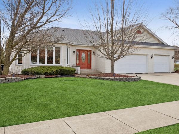 19337 SHABBONA Drive , Tinley Park, IL 60487