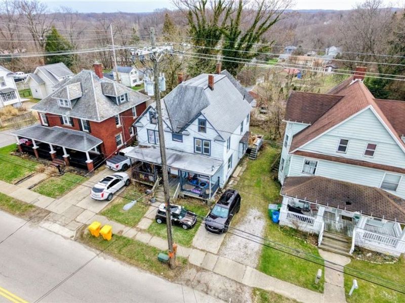 805 Main Street , Conneaut, OH 44030 Photo 2