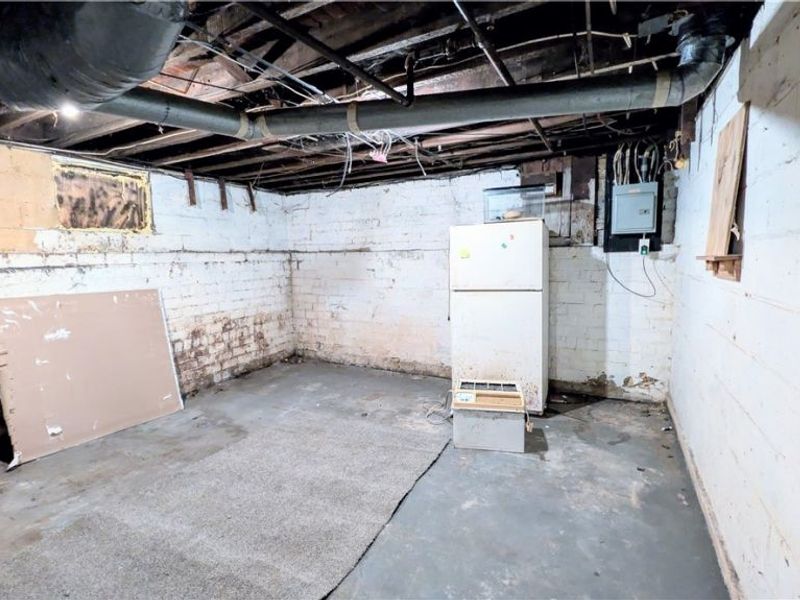 805 Main Street , Conneaut, OH 44030 Photo 20