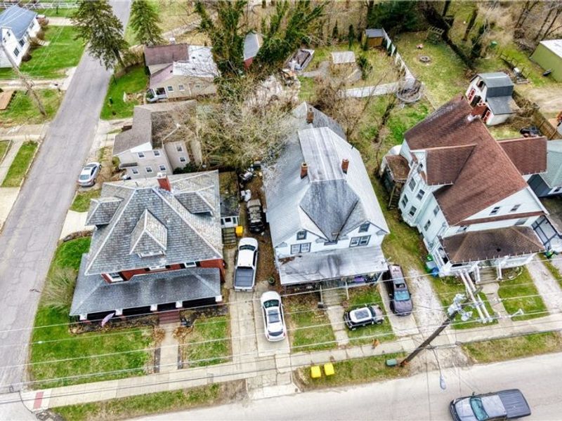 805 Main Street, Conneaut, OH 44030 Photo 3