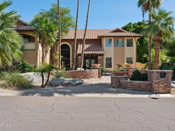 11621 S BLACKFOOT Drive, Phoenix, AZ 85044