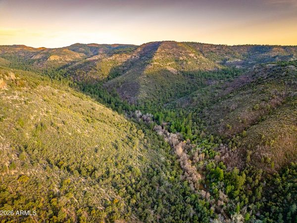 323 Homestead Entry Survey, Unit -, Dugas, AZ 86333