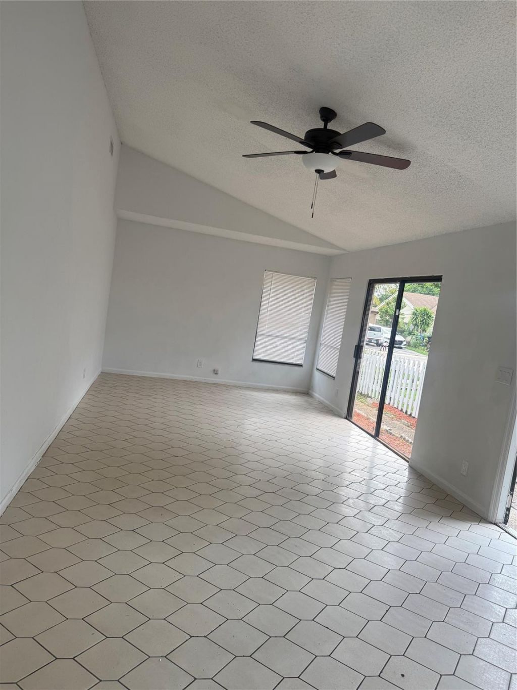 7427 SW 13th Street, North Lauderdale, FL 33068 Photo