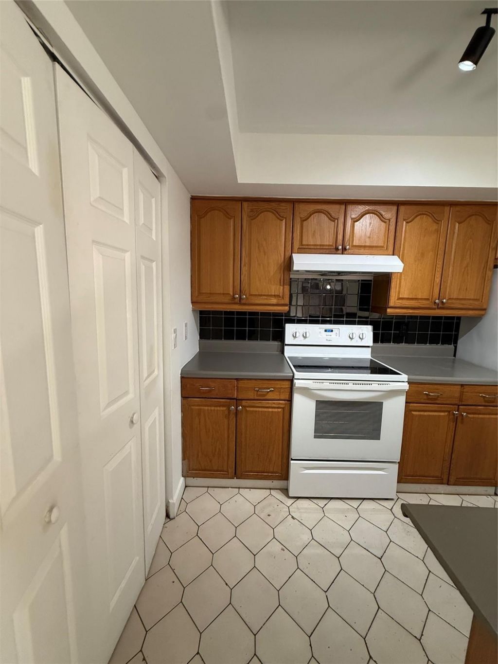 7427 SW 13th Street, North Lauderdale, FL 33068 Photo