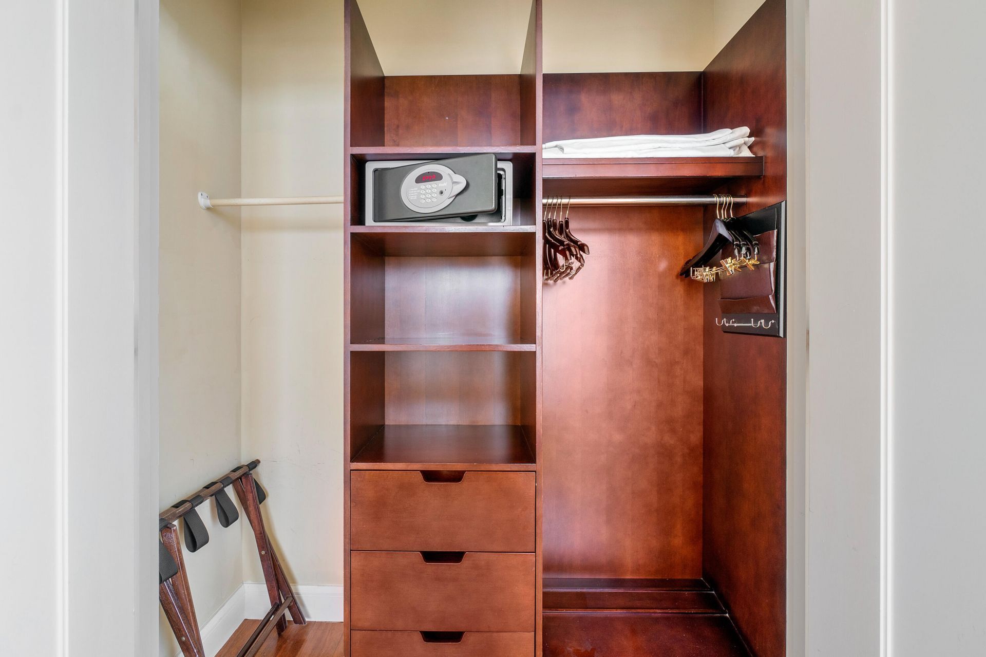 3800 N Ocean Drive, Riviera Beach, FL 33404 Photo