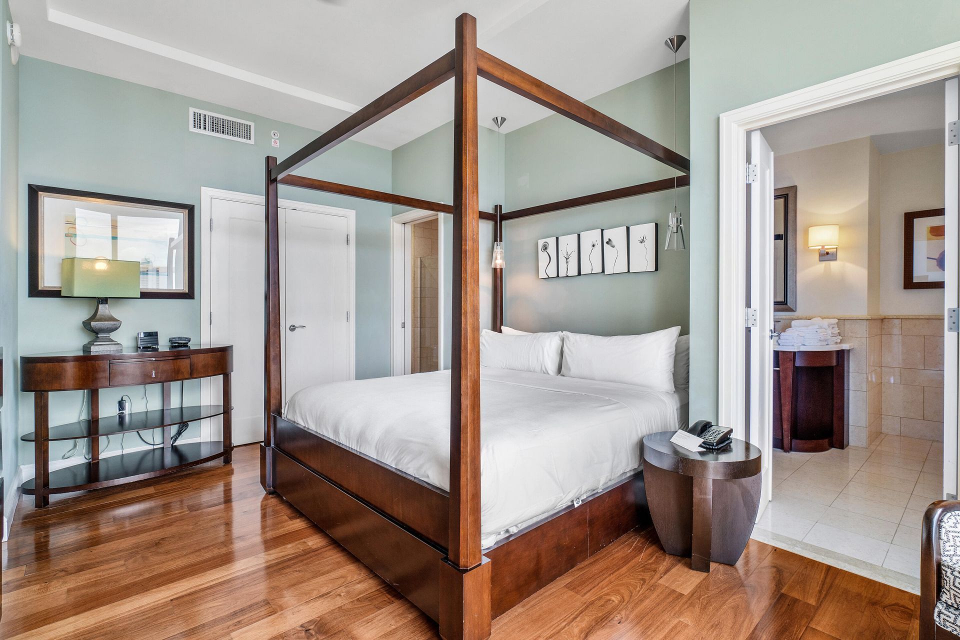 3800 N Ocean Drive, Riviera Beach, FL 33404 Photo