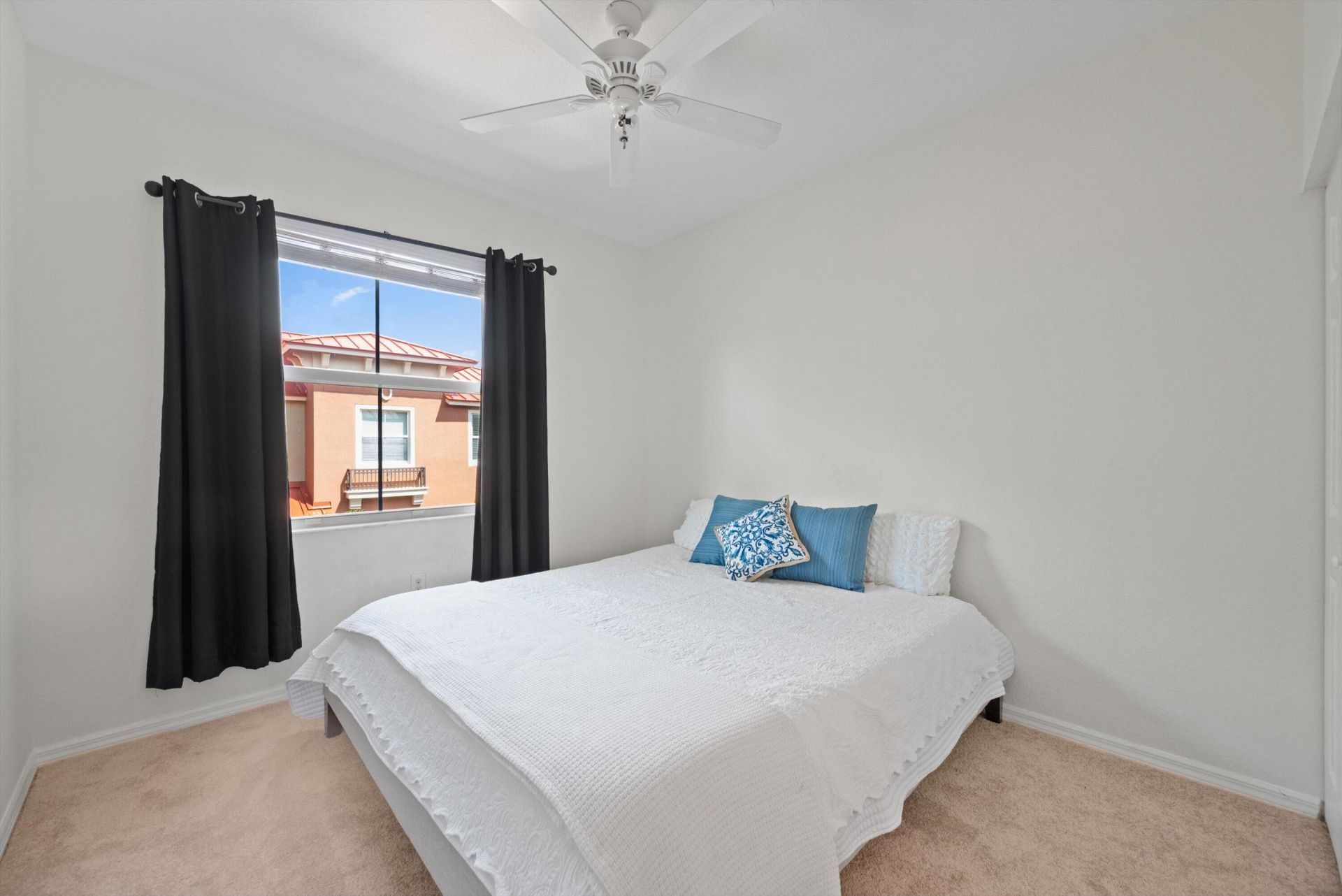 386 Lake Monterey Circle, Boynton Beach, FL 33426 Photo