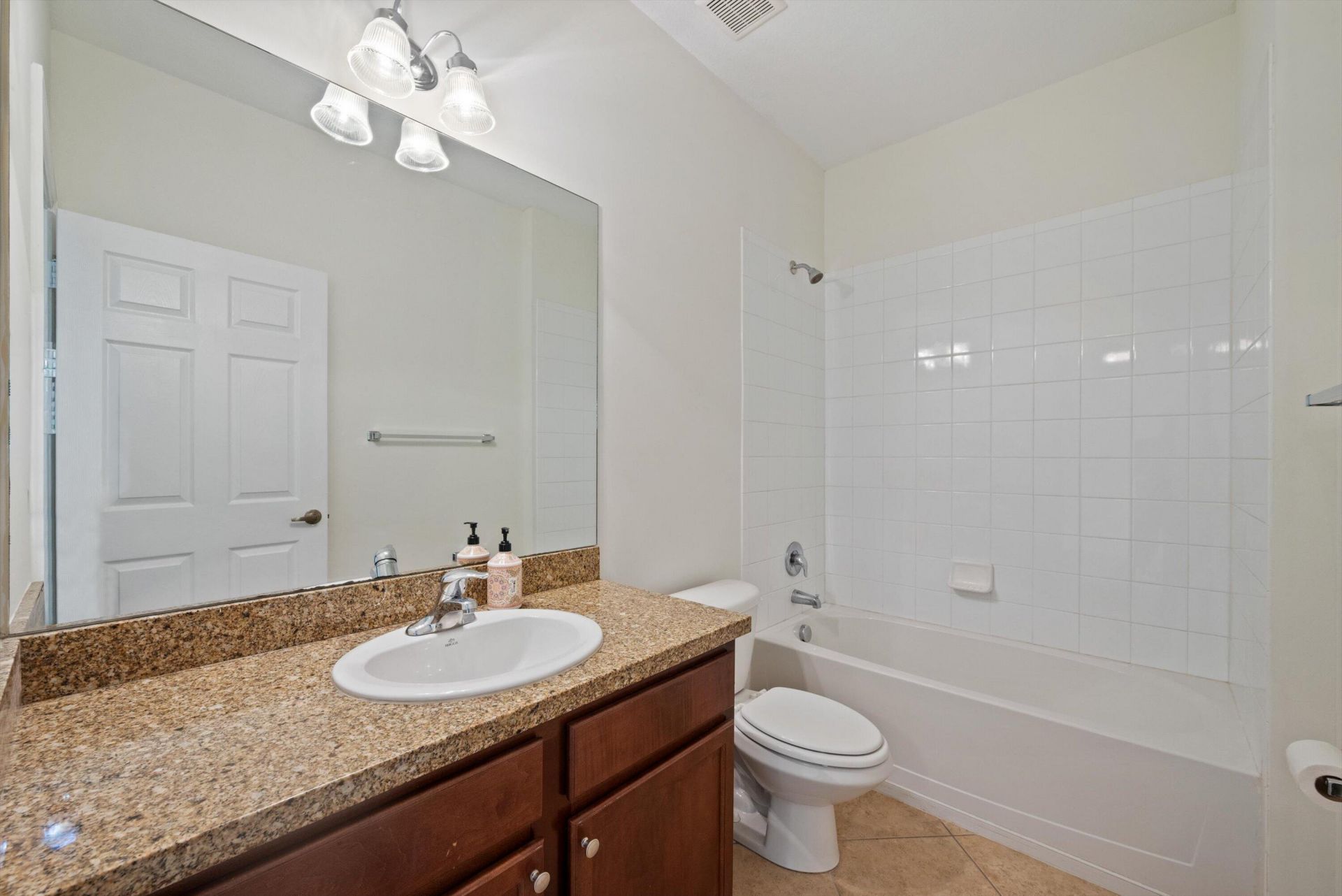 386 Lake Monterey Circle, Boynton Beach, FL 33426 Photo