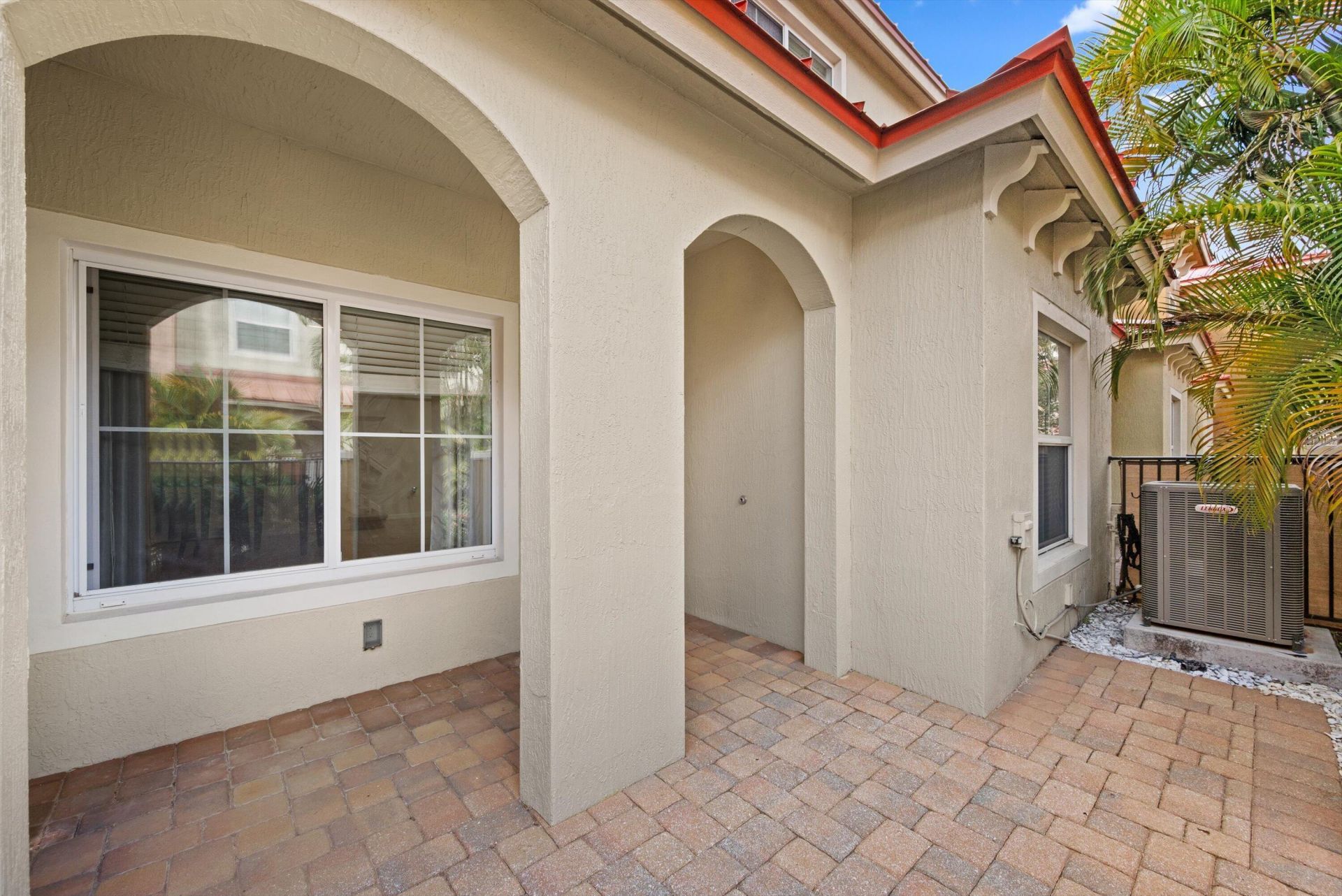 386 Lake Monterey Circle, Boynton Beach, FL 33426 Photo