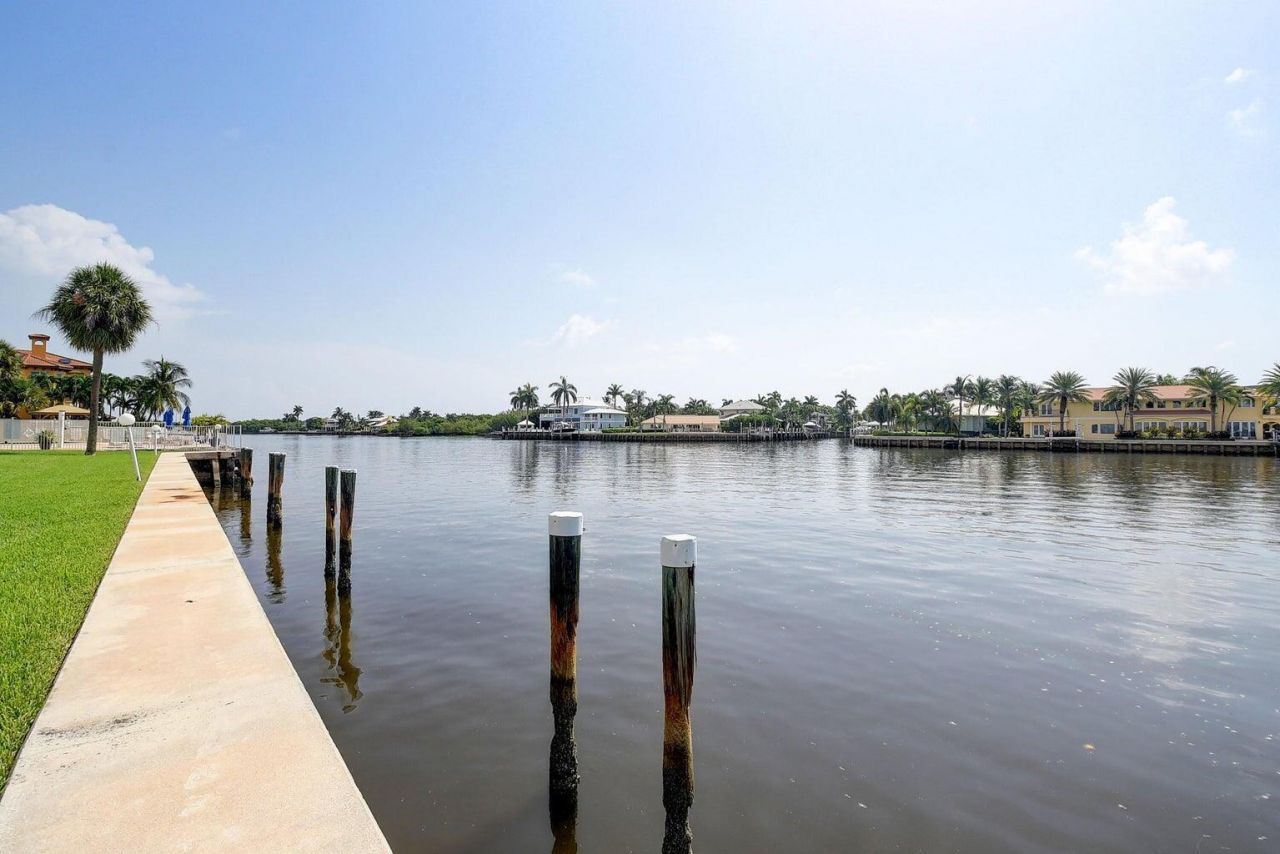 632 E Snug Harbor Drive, Unit D2, Boynton Beach, FL 33435 Photo