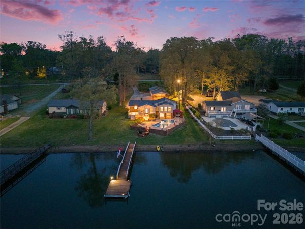 1017 Holloway Church Road , Lexington, NC 27292