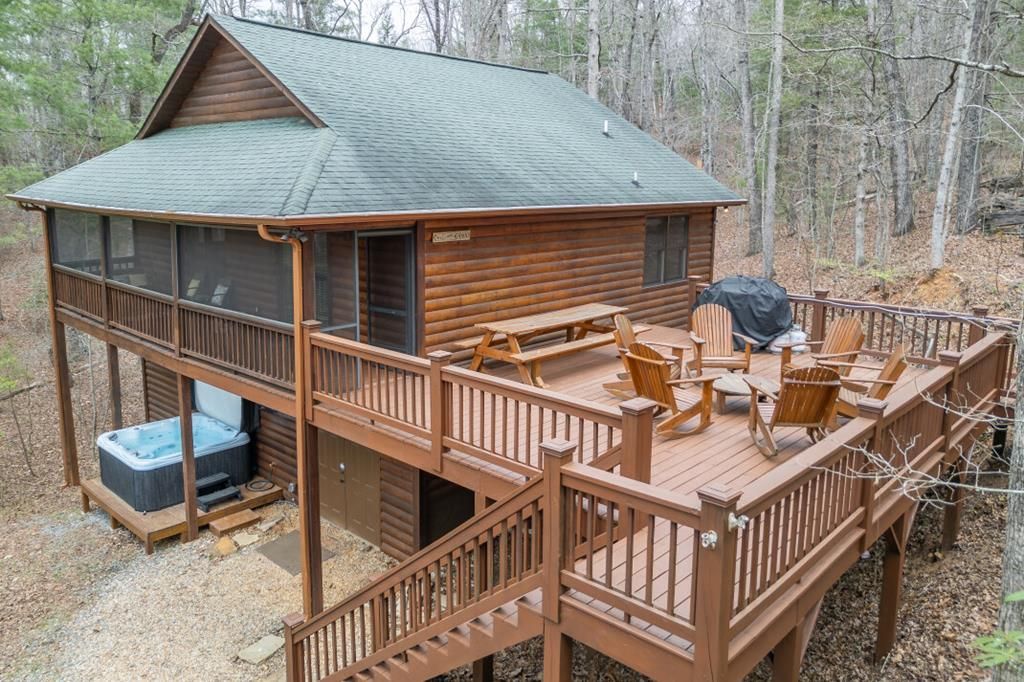 145 Fox Run Lane, Blue Ridge, GA 30513 Main Photo