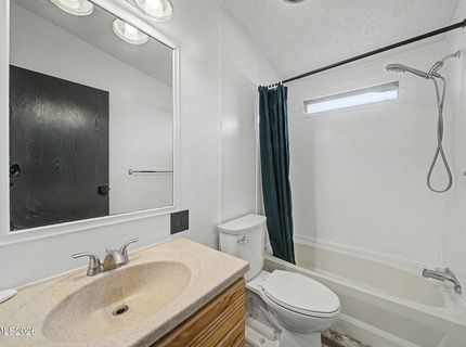 5770 Biller Lane, Sun Valley, NV 89433 Photo