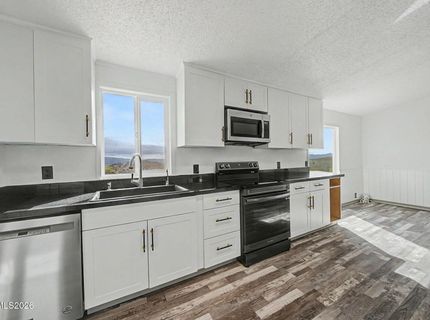 5770 Biller Lane, Sun Valley, NV 89433 Photo