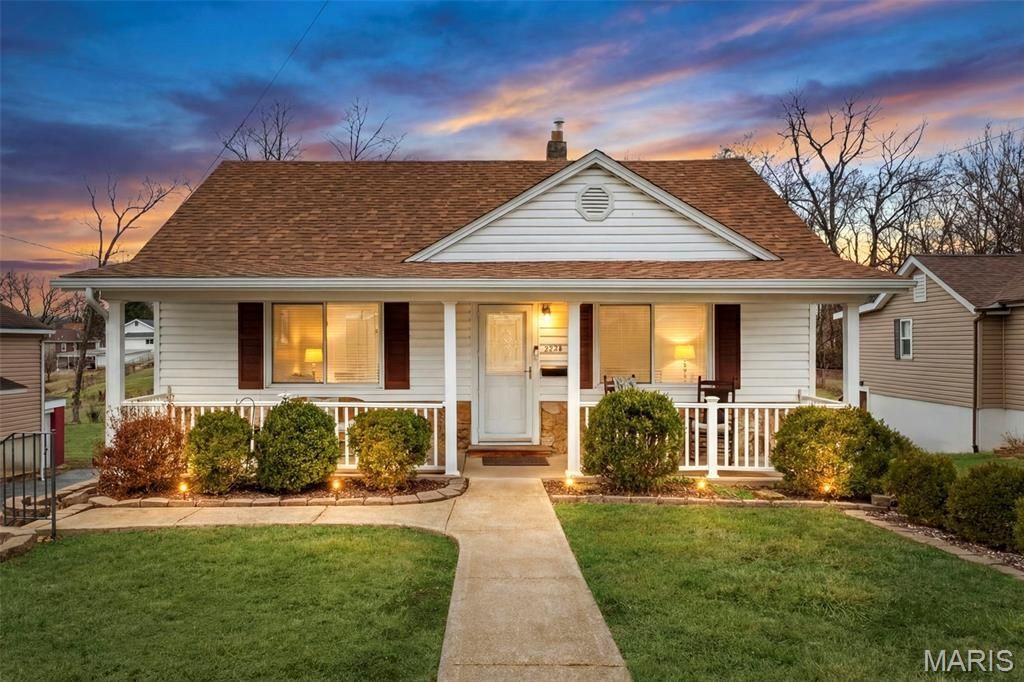 2233 Hood Avenue , Overland, MO 63114 Main Photo