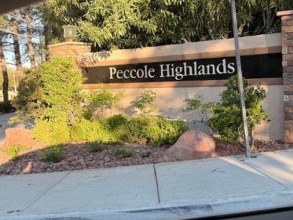 10004 Long Cattle Avenue, Las Vegas, NV 89117