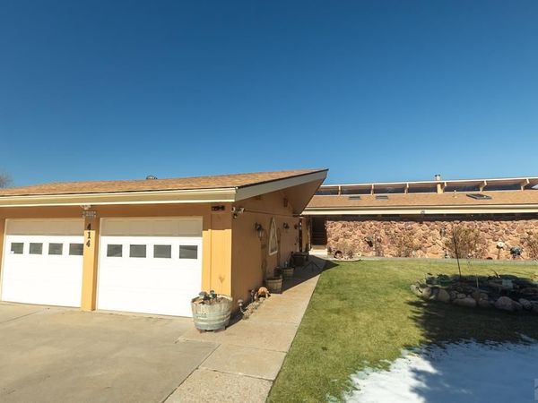 414 Chamberlin Pl, Colorado Springs, CO 80906