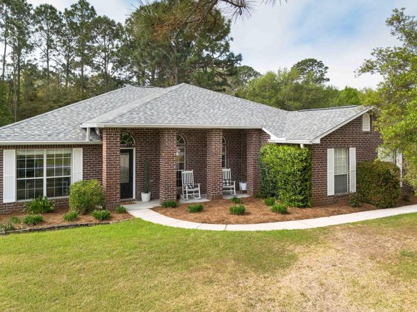 2400 Crescent Road, Navarre, FL 32566