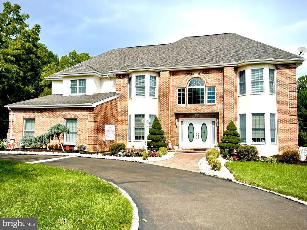 1830 BUCK ROAD, FEASTERVILLE-TREVOSE, PA 19053