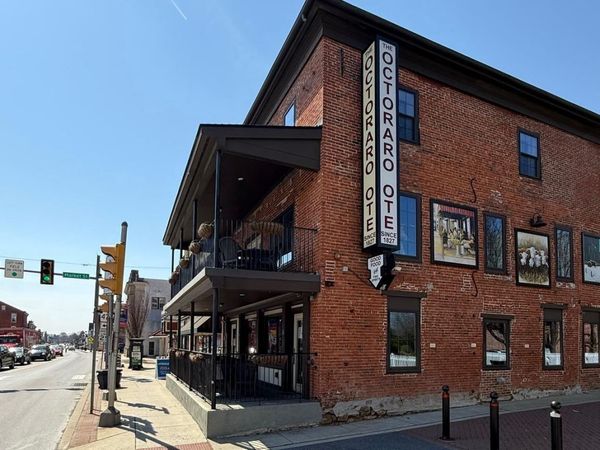 2 S 3RD STREET, Unit 2, OXFORD, PA 19363