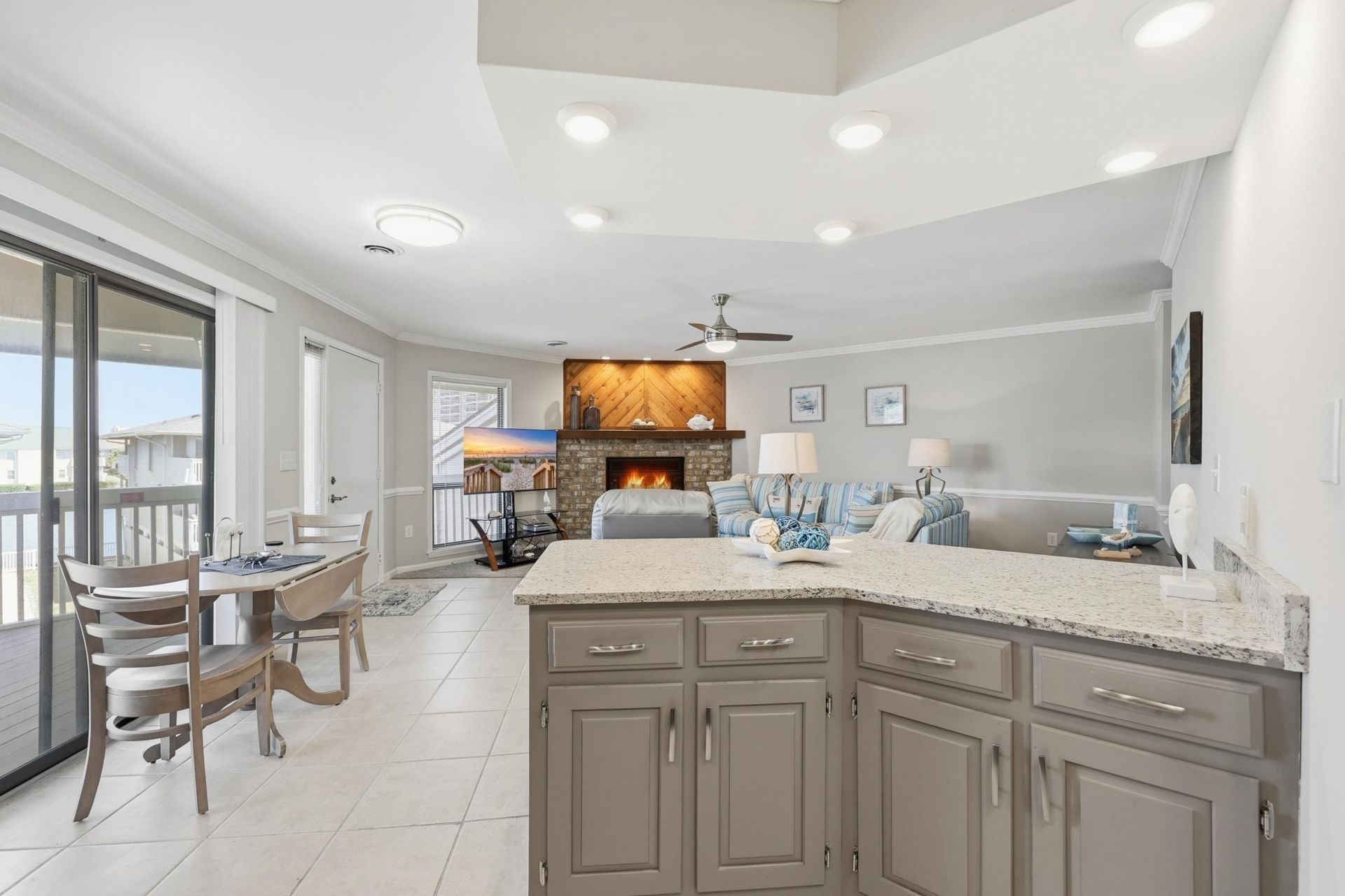 1801 North Ocean Blvd. Photo 16