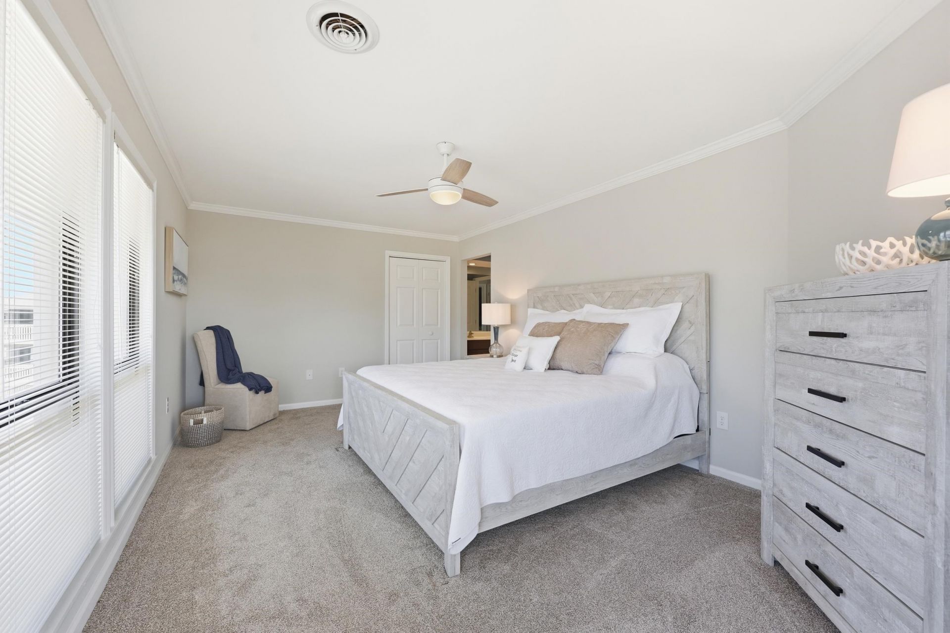 1801 North Ocean Blvd. Photo 29