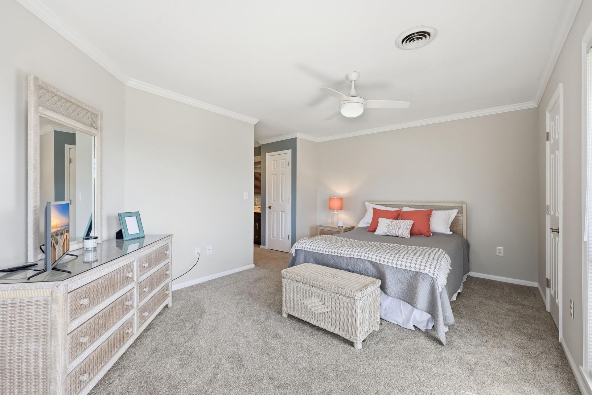 1801 North Ocean Blvd. Photo 35