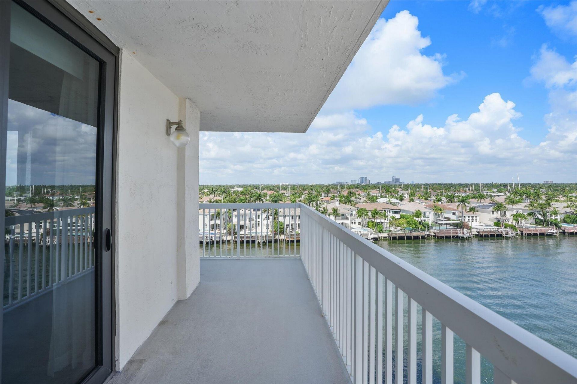 1500 S Ocean Drive, Unit F8, Hollywood, FL 33019 Photo