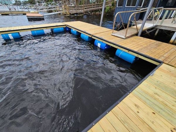 603 SE Riverside Drive , Steinhatchee, FL 32359